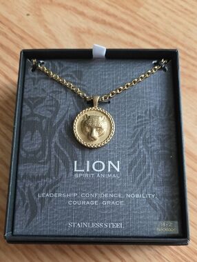 Bain x Miller Men's Lion Spirit Animal Necklace